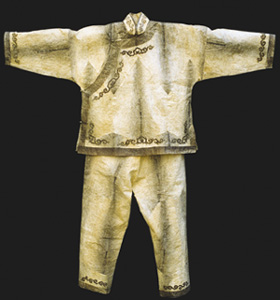 Fish-skin costume of the Hezhe people