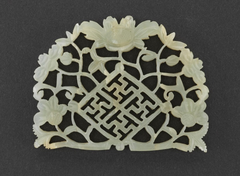 Jade ornament with flowers and wan characters