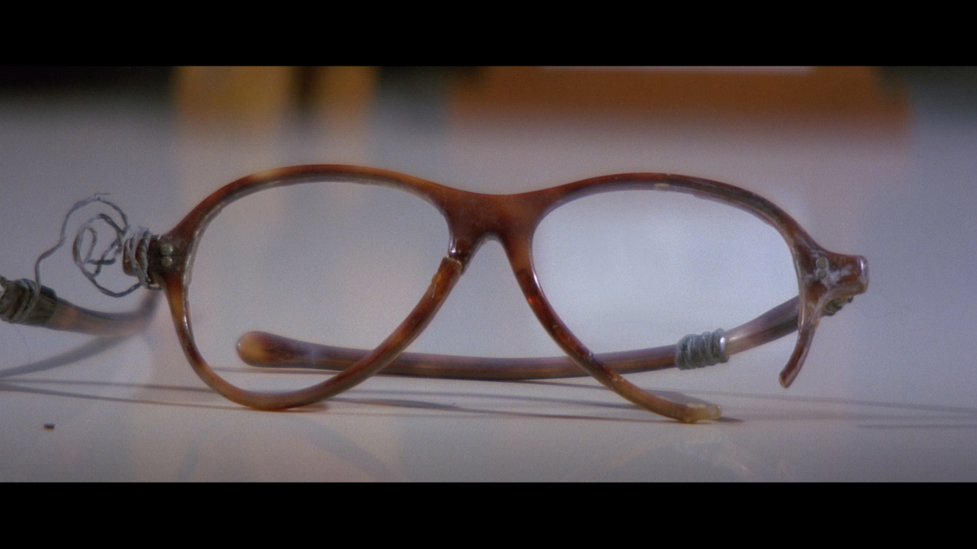 A pair
          of broken glasses that Bruce Lee used for self-motivation