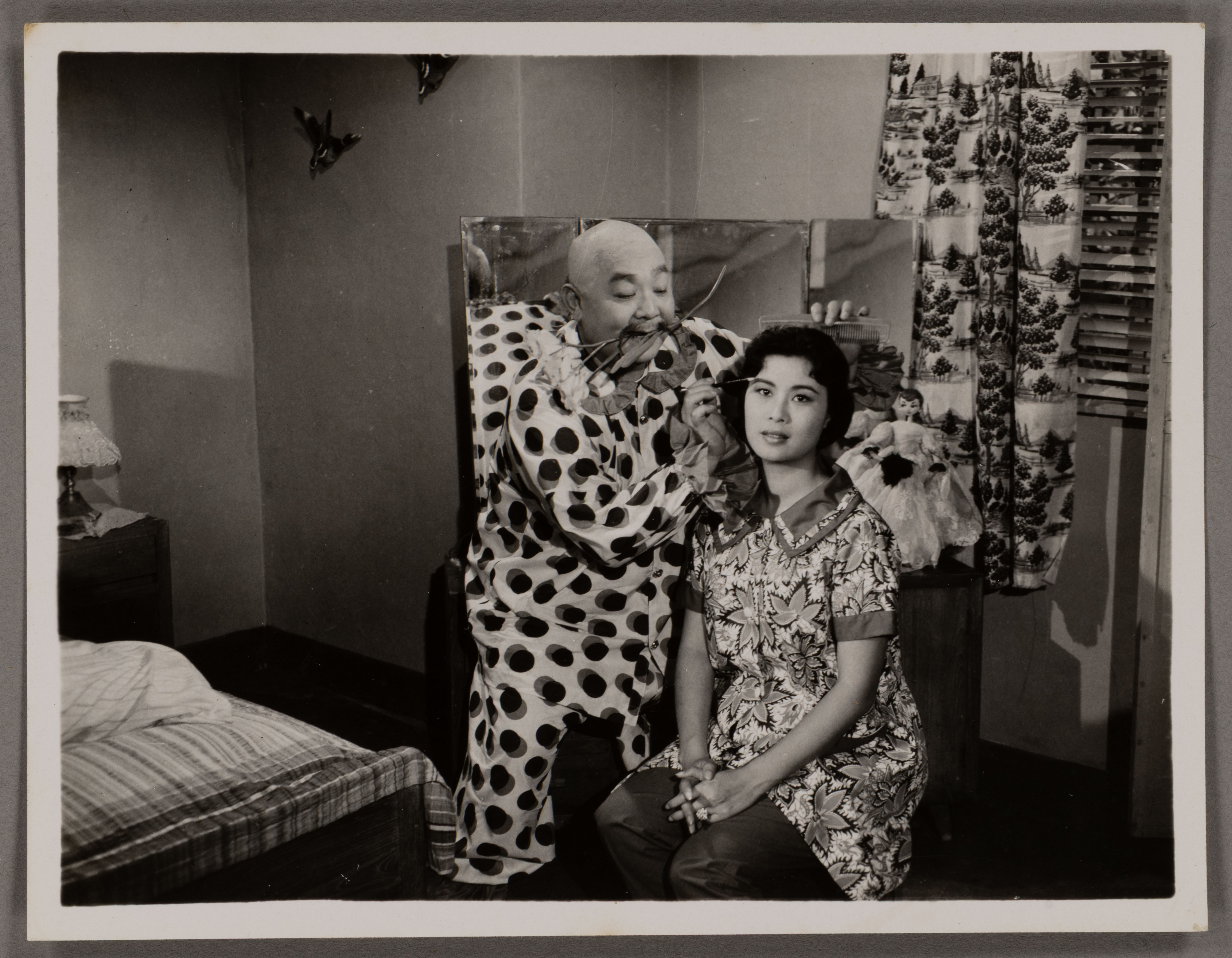 Scene from the film of Silly Wong Growing Rich performed by Leung Sing Por (left) and Law Yim Hing