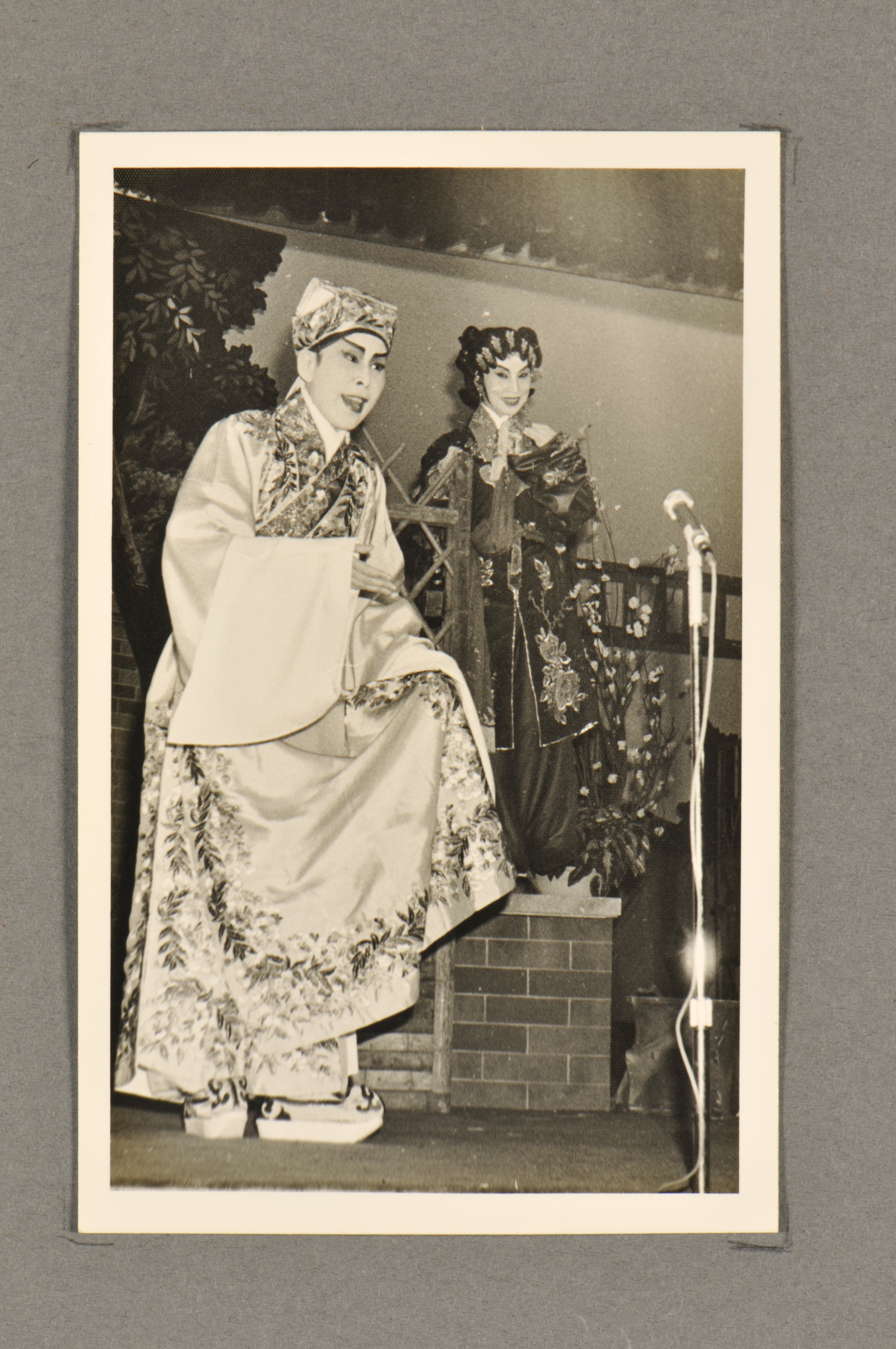 任剑辉、白雪仙《紫钗记》舞台剧照