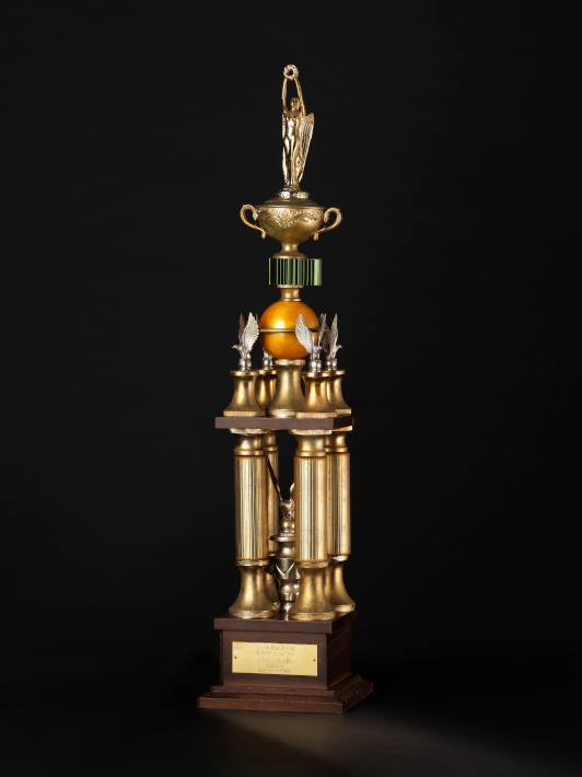 罗文获颁「全日本歌谣选手権奖」